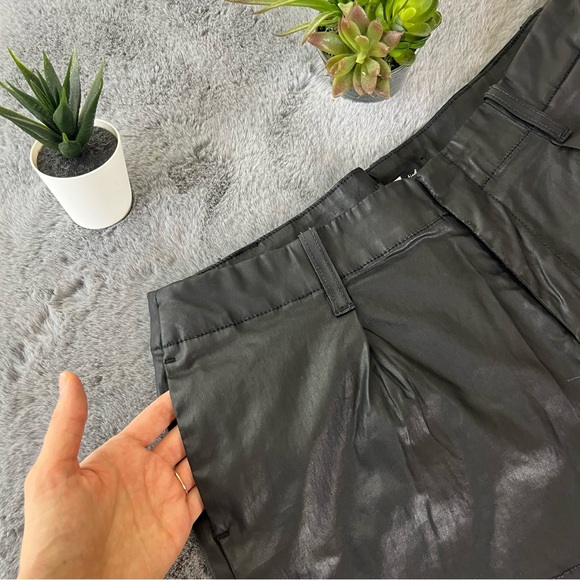 7 for all mankind Faux Leather Black Shorts - Size 28 - Picture 8 of 11